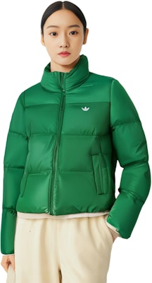 (W) adidas Originals Jaket Puffer Pendek Hijau dengan Logo 3-Stripes. JE6042 Shop (W) adidas Originals Jaket Puffer Pendek Hijau dengan Logo 3-Stripes. JE6042