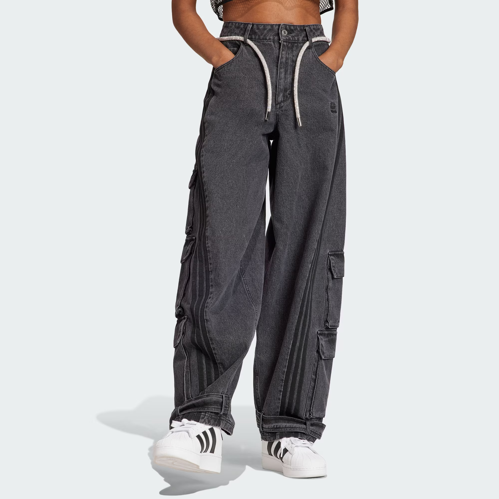Shop (W) アディダスオリジナル ワイドレッグカーゴデニムパンツ ブラック IV9345
