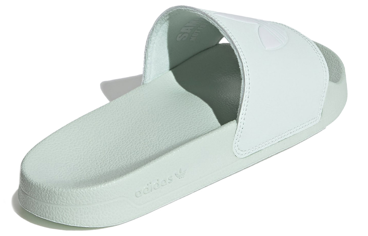 Shop (W) Claquettes adidas Originals Adilette Lite Vert Clair/Blanc FU9136
