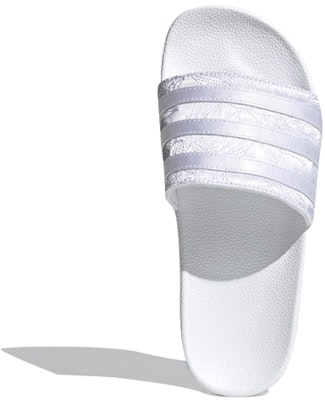 (W) adidas Originals Adilette Zapatillas de Satén Bordadas EG5162 Purchase (W) adidas Originals Adilette Zapatillas de Satén Bordadas EG5162