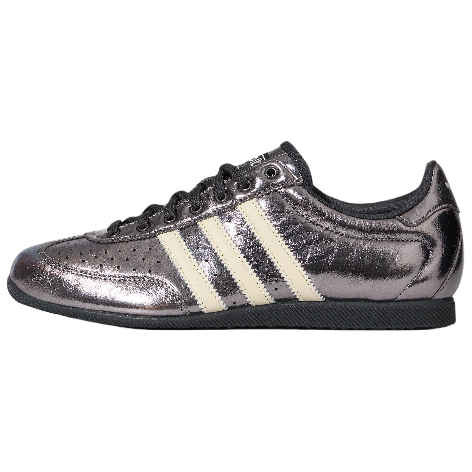 (Women) adidas Originals CHANGLE Women’s Metallic Iron Grey Classic Trainer Shoes LA1366 shoes