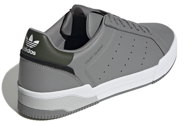 Shop adidas originals Court Tourino 耐磨防滑休閒板鞋 灰色