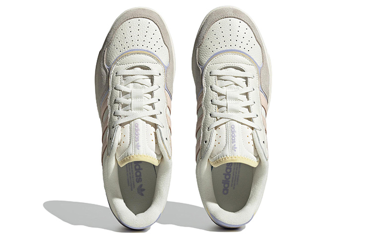 Purchase (W) adidas Originals Courtic Sepatu Sneakers ID4076