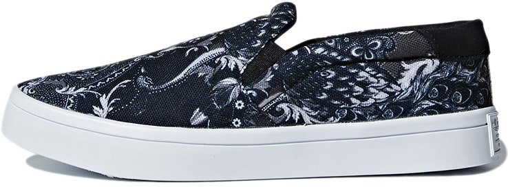 women-adidas-originals-courtvantage-slip-on-black-s79967