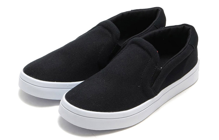 Lookbook (W) adidas Originals Courtvantage Slip On Zwart/Wit S75171