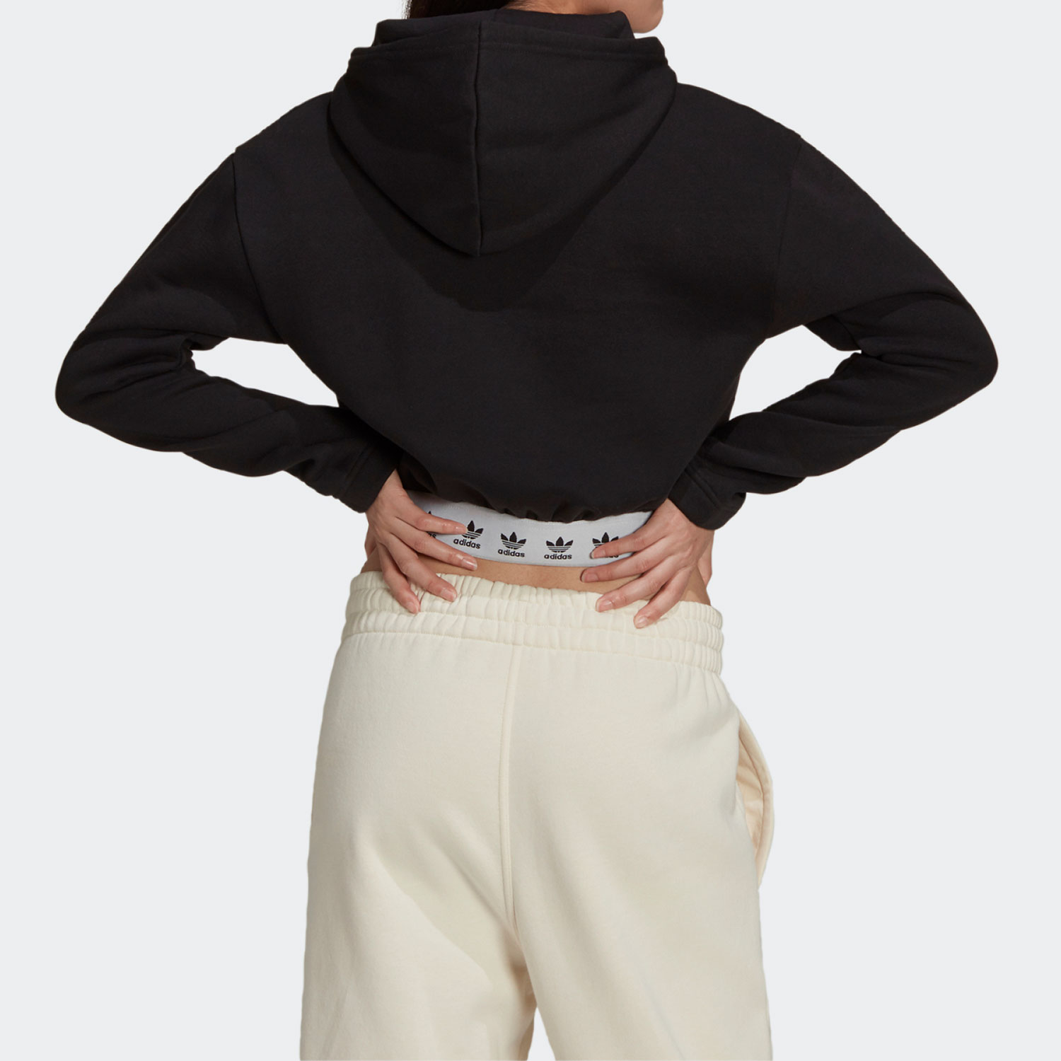 (Women) adidas Originals Cropped Black Hoodie with Trefoil Logo and Drawstring HB6031 圖 4