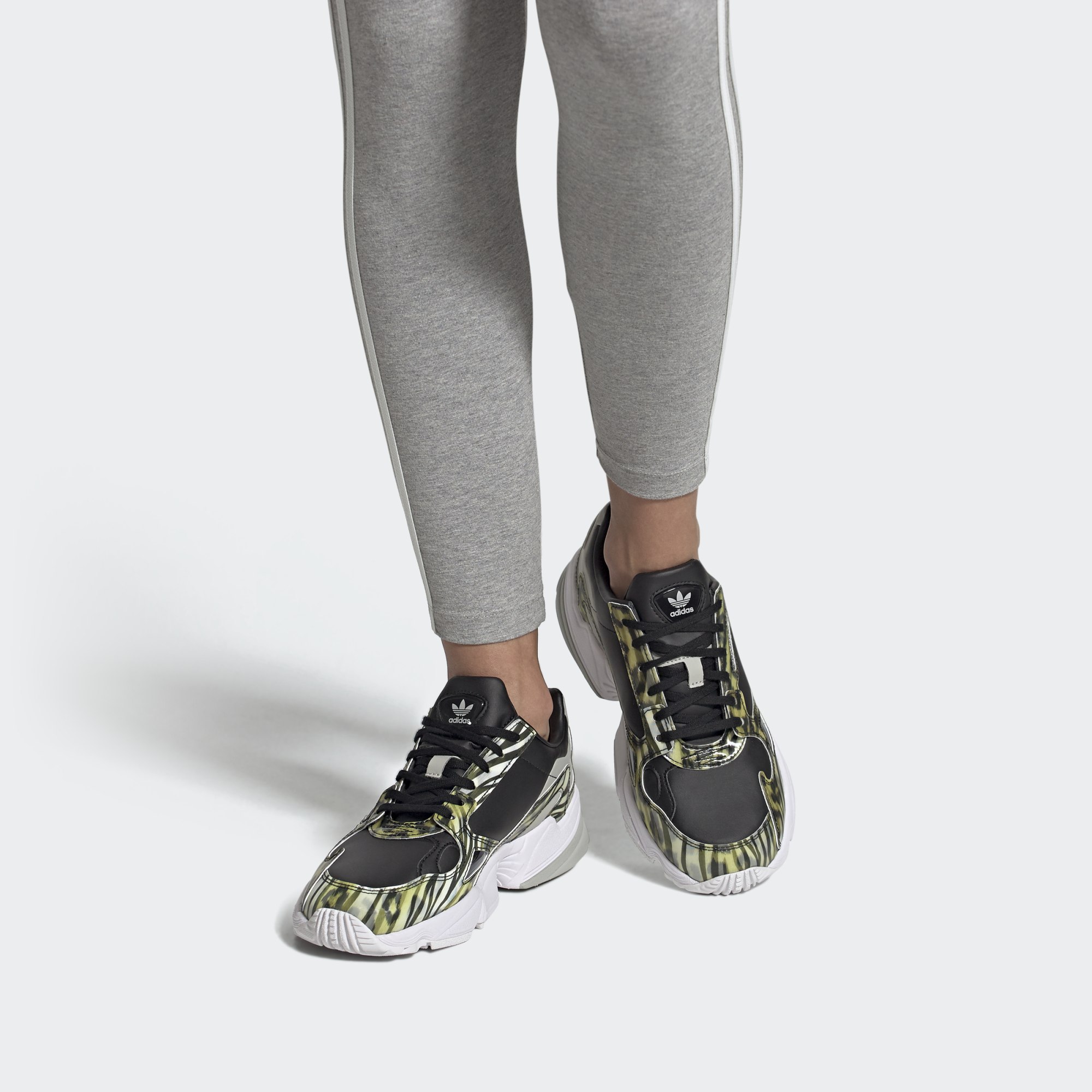 (W) adidas originals Falcon 'Black Grey' 圖 7