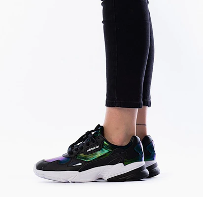 (Women) adidas W Falcon 'Core Black Cloud White Mystery Ruby' EF5517 Sizing (Women) adidas W Falcon 'Core Black Cloud White Mystery Ruby' EF5517