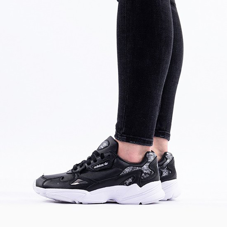 (W) adidas originals Falcon Black 圖 7