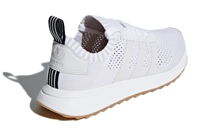 Shop (W) adidas Originals FLB Runner PK Grigio/Bianco CQ1986