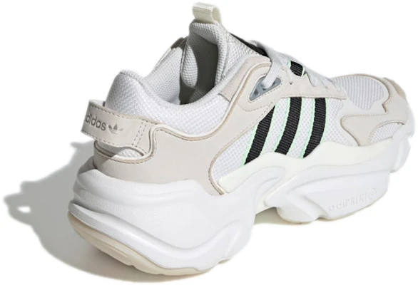 (W) adidas Originals Magmur Runner 'Putih Core Hitam' EF8997 Shop (W) adidas Originals Magmur Runner 'Putih Core Hitam' EF8997