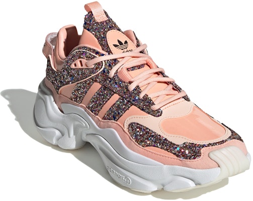 (W) adidas Originals Magmur Runner Pink Wanita FV4359 Lookbook (W) adidas Originals Magmur Runner Pink Wanita FV4359