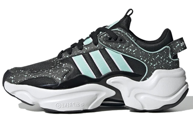 (W) adidas originals Magmur RNNR Black/Green