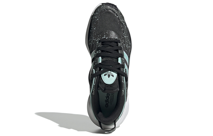 Shop (W) 阿迪达斯三叶草 Magmur Runner 黑/绿跑鞋 EF9002