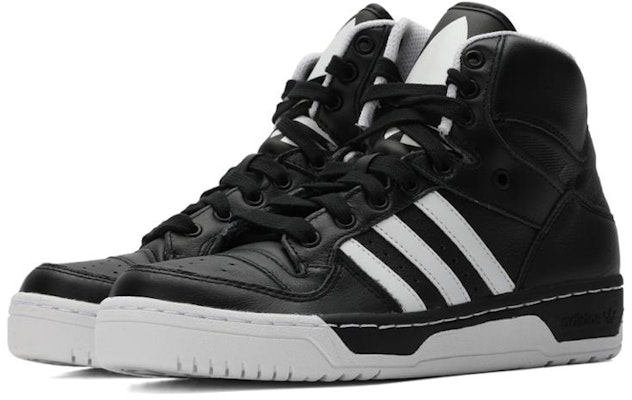 (W) adidas Originals Metro Attitude XL 'Hitam Putih' EE6699 Lookbook (W) adidas Originals Metro Attitude XL 'Hitam Putih' EE6699