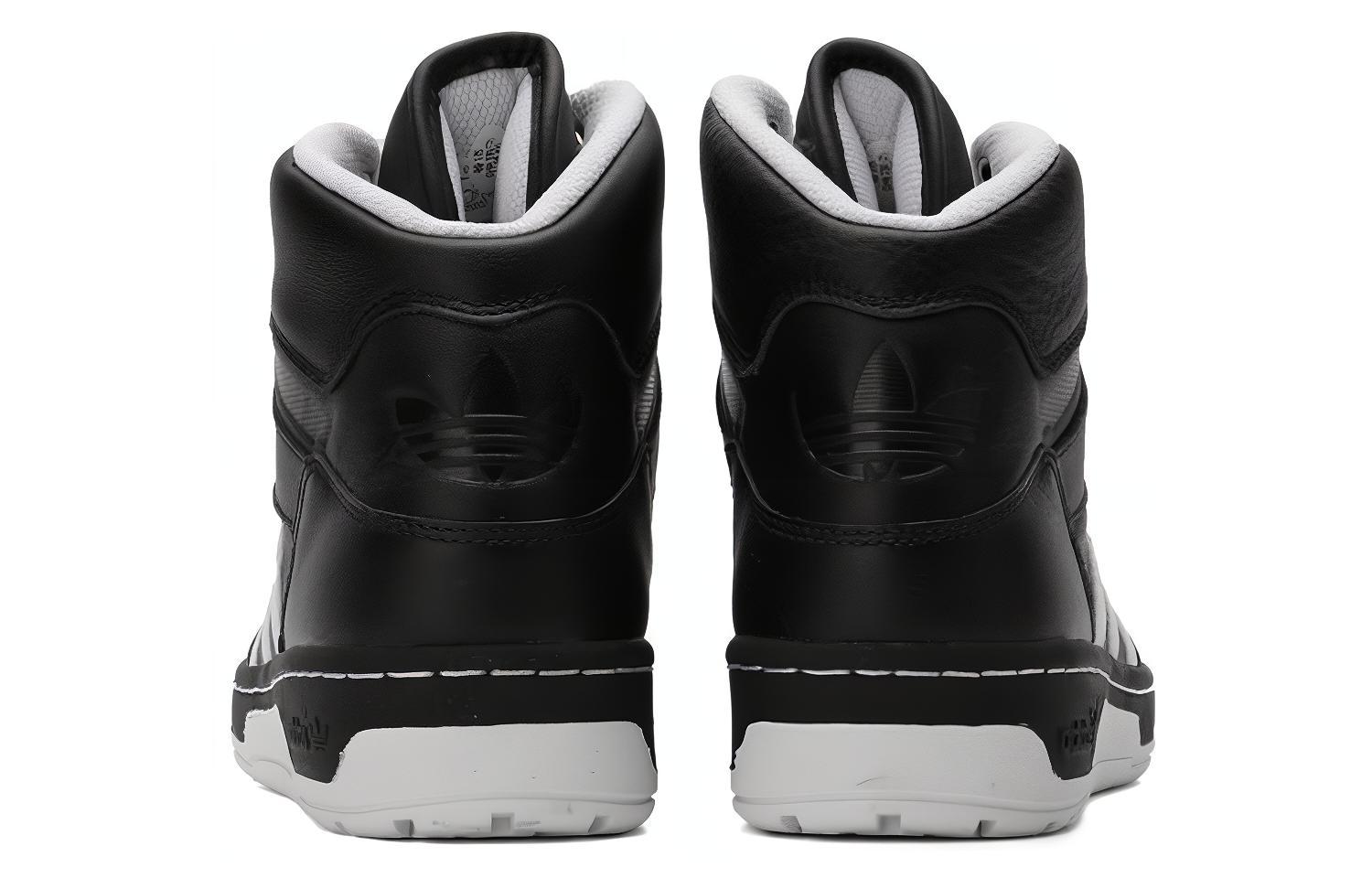 Shop (W) adidas Originals Metro Attitude XL 'Hitam Putih' EE6699