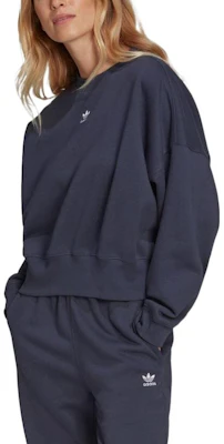 (Women) adidas Originals Navy Blue Crewneck Logo Sweatshirt HF7481-INTERNATIONAL Lookbook (Women) adidas Originals Navy Blue Crewneck Logo Sweatshirt HF7481-INTERNATIONAL