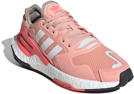 (Women) adidas originals Day Jogger Pink FW4828 Lookbook (Women) adidas originals Day Jogger Pink FW4828