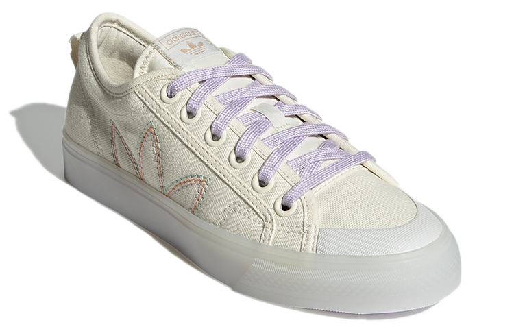 Lookbook (W) adidas Originals Nizza Warna Beige GX2731