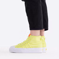 Sizing adidas Originals Nizza 厚底中筒鞋 女款 黃色