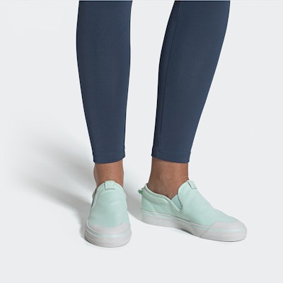 (W) adidas Originals Nizza Slip-On Verde F34910 Sizing (W) adidas Originals Nizza Slip-On Verde F34910