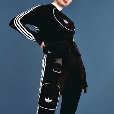 (W) 阿迪达斯Originals Olivia Oblanc Ji Won Choi条纹标志夹克 GL6126 Shop (W) 阿迪达斯Originals Olivia Oblanc Ji Won Choi条纹标志夹克 GL6126