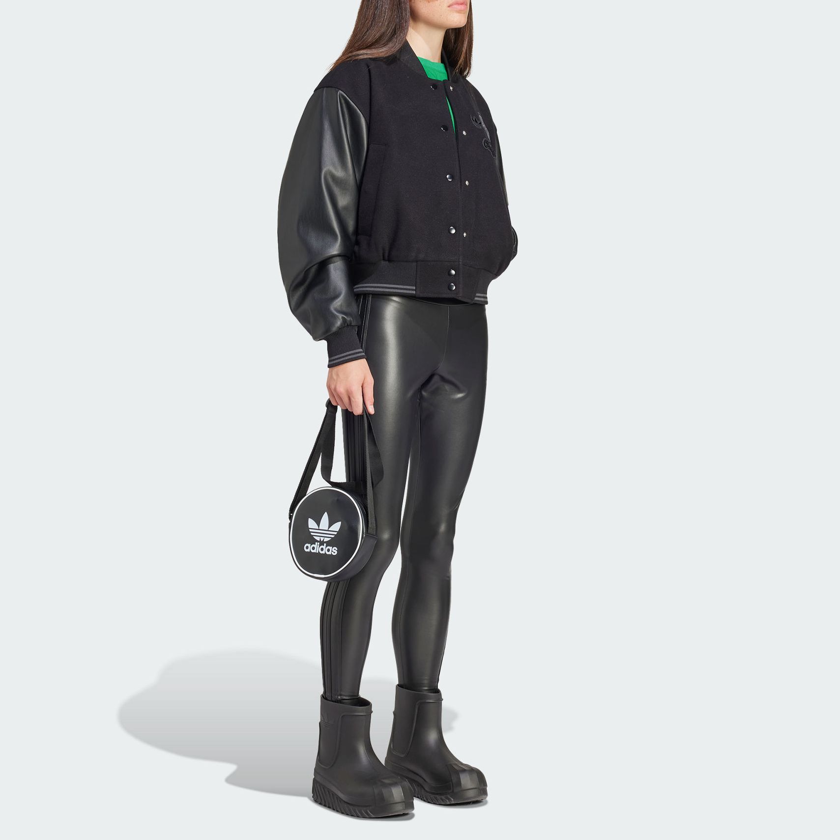 Purchase (W) 阿迪达斯经典款复古运动风宽松学院夹克黑色 IX6968