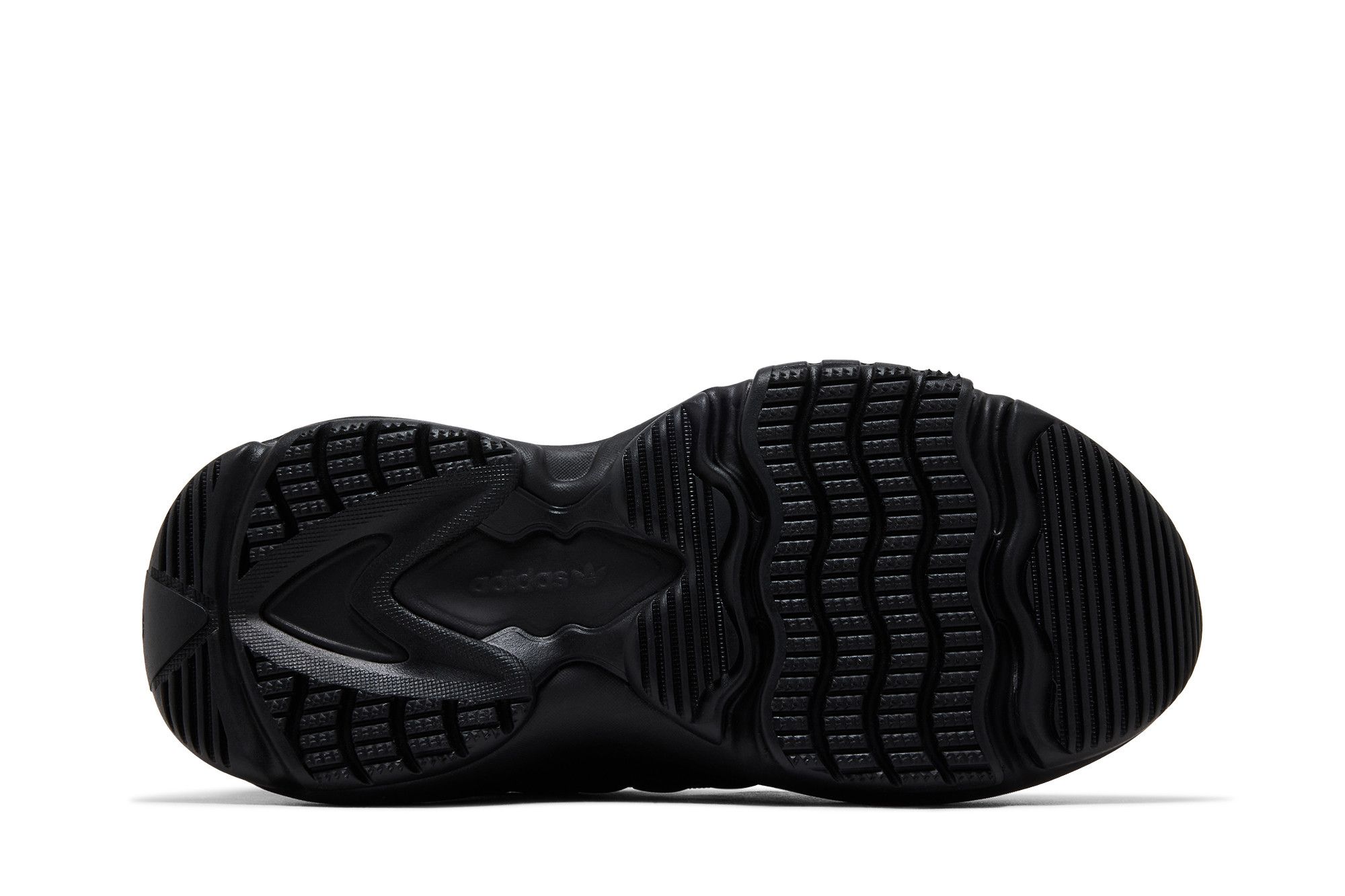 Shop (W) adidas Originals OZGAIA 黑色平底舒適老爹鞋 JQ4110
