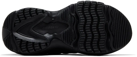 Shop (W) adidas Originals OZGAIA 黑色平底舒適老爹鞋 JQ4110