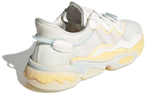 adidas originals Ozweego 防滑耐磨 低筒 運動休閒鞋 女款 米白色 Shop adidas originals Ozweego 防滑耐磨 低筒 運動休閒鞋 女款 米白色