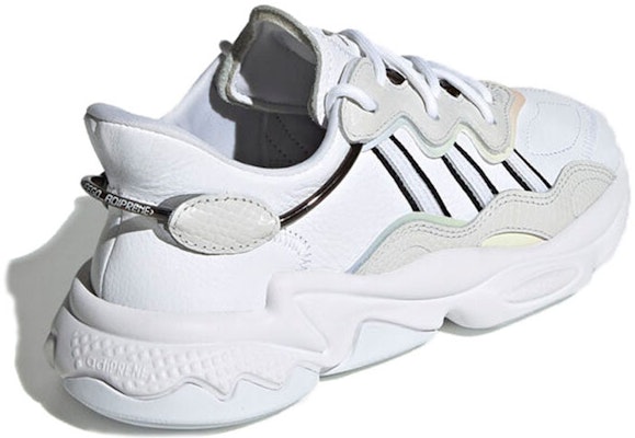 (W) アディダス オリジナルス Ozweego 白/グレー FV2555 Lookbook (W) アディダス オリジナルス Ozweego 白/グレー FV2555