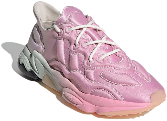 (W) 아디다스 오즈위고 테크 (Adidas Ojeuigo Tekeu) EF4296 Lookbook (W) 아디다스 오즈위고 테크 (Adidas Ojeuigo Tekeu) EF4296