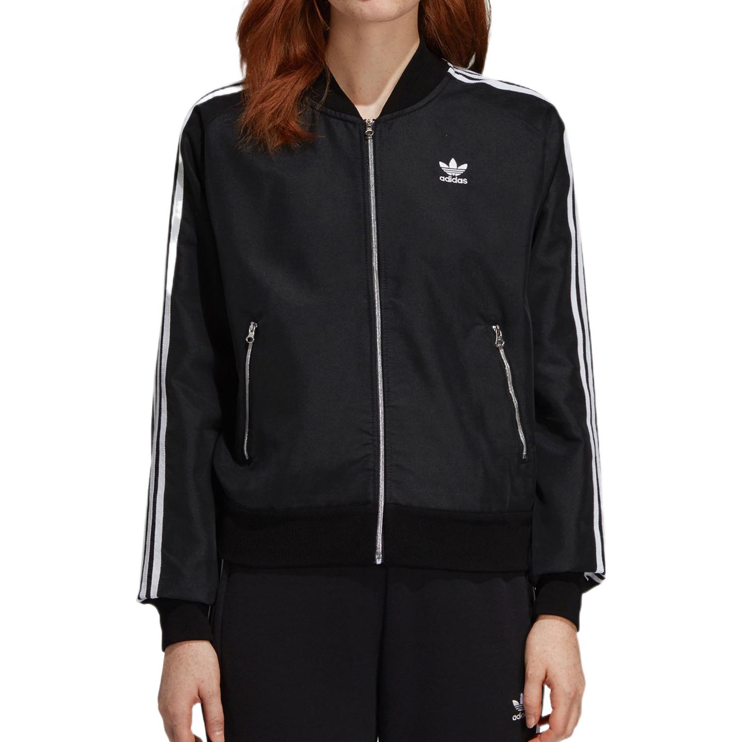 Lookbook (W) 아디다스 오리지널 레트로 아메리칸 스트라이프 로고 트랙 재킷 블랙 DP8584