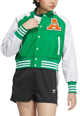 (W) Chaqueta adidas Originals Retro Zip Verde con Bloques de Color y Rayas. IU4769 Lookbook (W) Chaqueta adidas Originals Retro Zip Verde con Bloques de Color y Rayas. IU4769