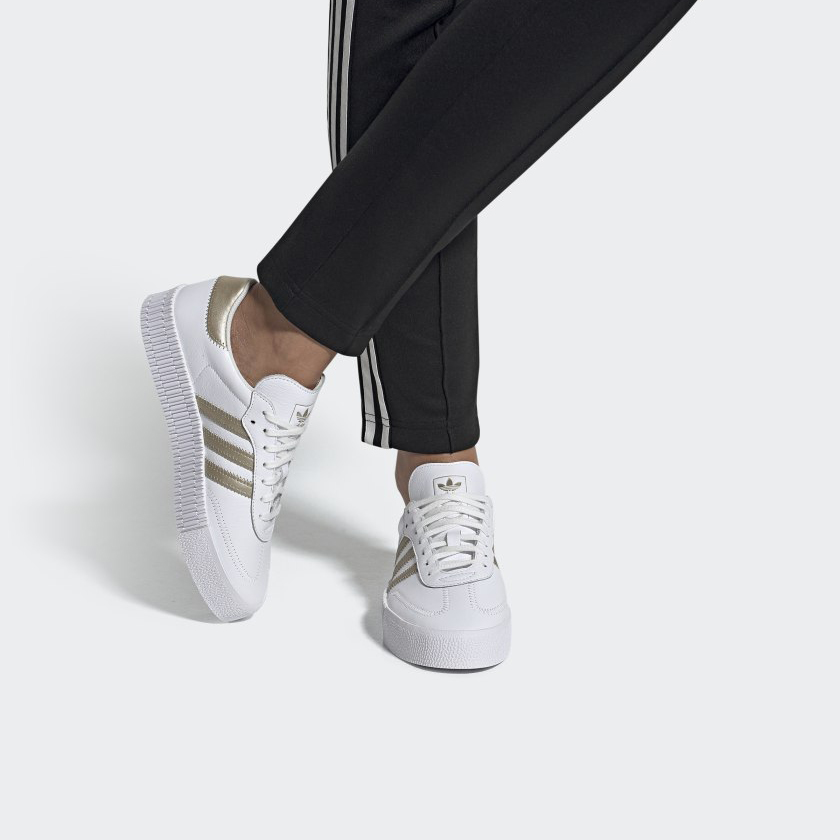 Details for adidas originals Samba 低幫 板鞋 女款 亮白