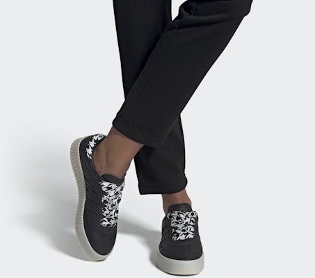 (W) adidas Originals Sambarose - Hitam FV0779 Sizing (W) adidas Originals Sambarose - Hitam FV0779