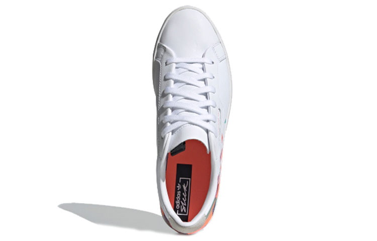 Shop (W) adidas Originals Sleek 'Blanco' EG7876