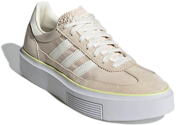 (W) adidas Originals Sleek Super 72 ''Lichtbruin'' EF5016 Lookbook (W) adidas Originals Sleek Super 72 ''Lichtbruin'' EF5016