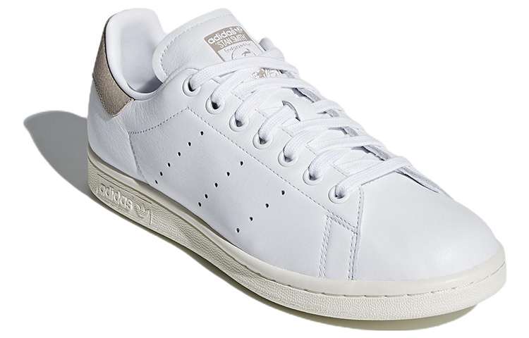 Lookbook (W) adidas Originals Stan Smith 'Putih Awan' CQ2821