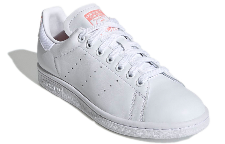 Lookbook (W) (여성용) 아디다스 오리지널 스탠 스미스 '클라우드 화이트 글로우 핑크' EF6861 EF6861