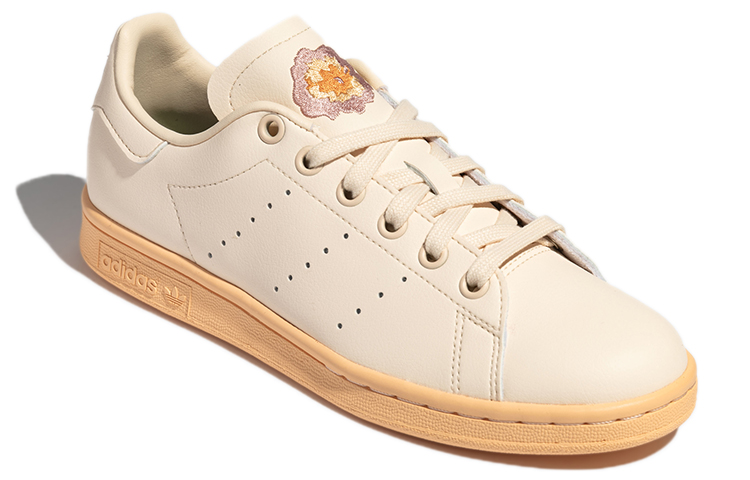 Lookbook (W) 阿迪达斯三叶草斯坦·史密斯“奶油黄” GZ2065