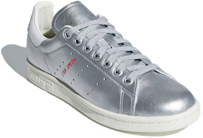 adidas originals Stan Smith 女款 銀白紅 Lookbook adidas originals Stan Smith 女款 銀白紅