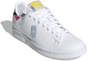 adidas Originals Stan Smith 休閒 防滑耐磨 低幫 板鞋 女款 白灰 Lookbook adidas Originals Stan Smith 休閒 防滑耐磨 低幫 板鞋 女款 白灰