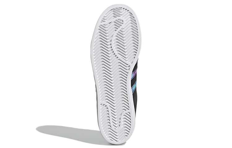 Details for (W) 阿迪达斯 三叶草 Superstar 黑白紫色款 GZ5216