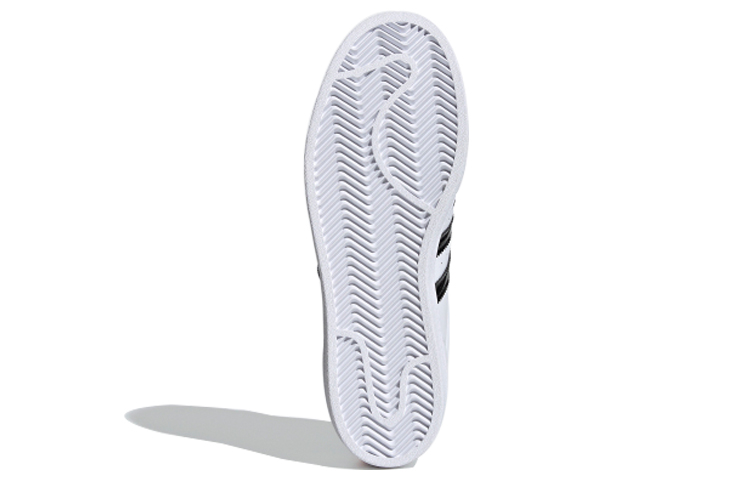 Purchase (W) 阿迪达斯三叶草 Superstar LOGO '黑白' 款 FX2246