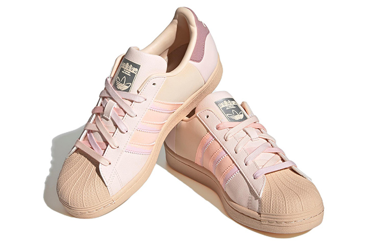 Lookbook (W) 아디다스 오리지널스 슈퍼스타 '핑크' H03676