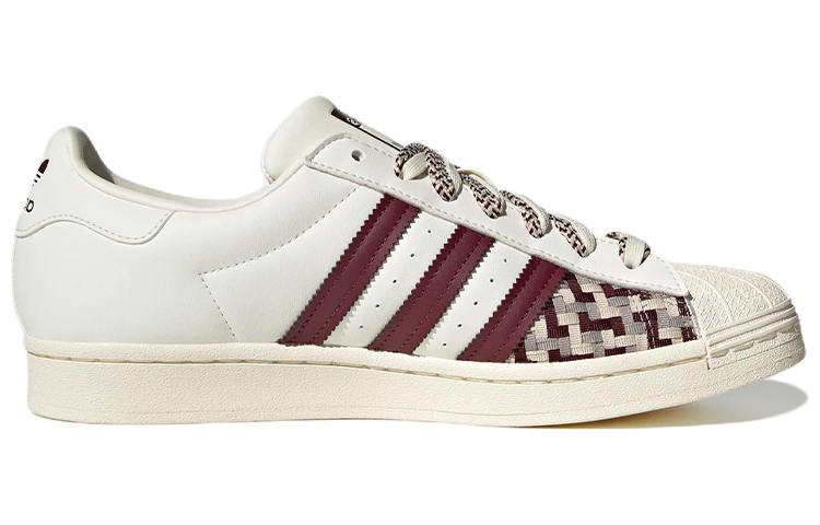 Order (W) adidas Originals Superstar Kasut Skateboard 'Off White Maroon' FZ5588