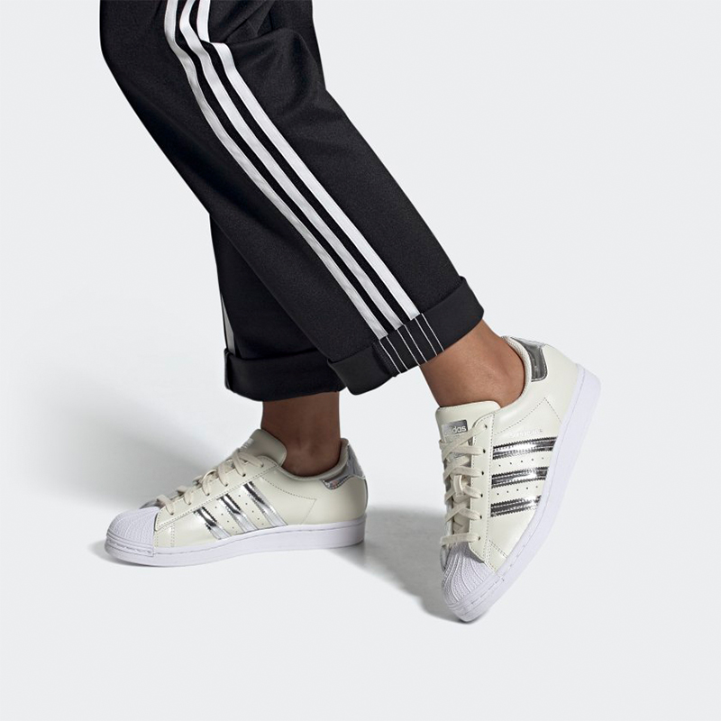 Sizing adidas originals Superstar 低筒 板鞋 女款 珍珠白