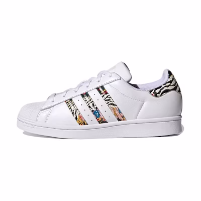 (W) adidas originals Superstar Shoes White