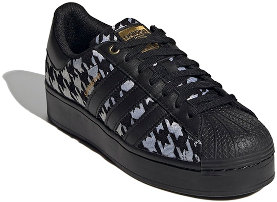 (W) adidas Originals Superstar Bold 'Hitam Kelabu' FW2503 Lookbook (W) adidas Originals Superstar Bold 'Hitam Kelabu' FW2503